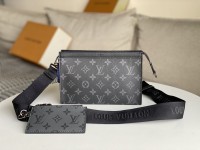 super beautiful Louis Vuitton replica shoulder messenger bag M81124