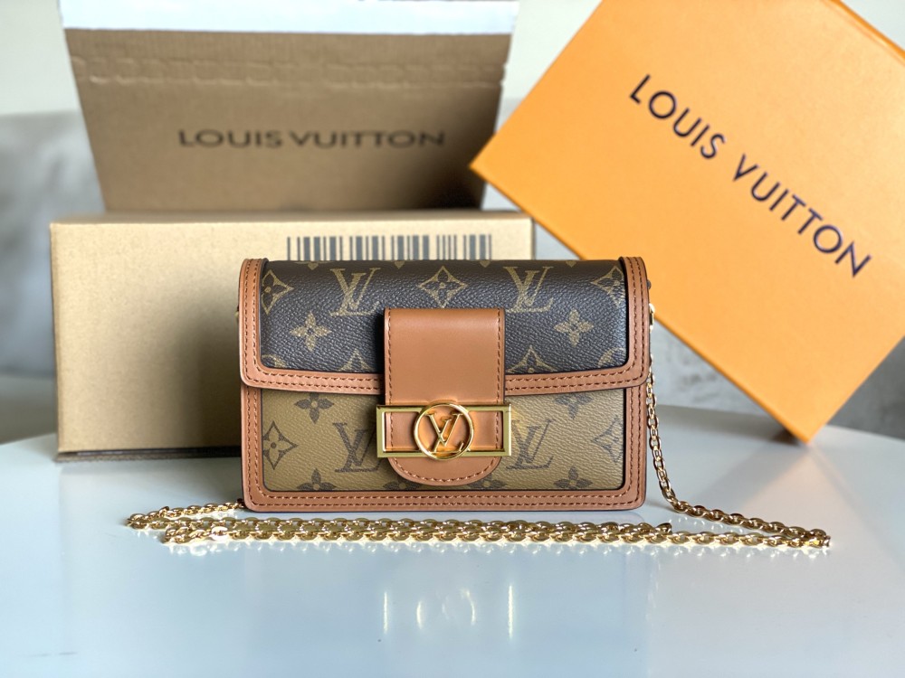 stylish Louis Vuitton girl handbag M68746