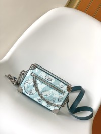 perfectly replicated Louis Vuitton best replica handbag M22558