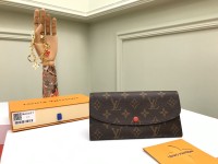 must buy series Louis Vuitton girl wallet M60697