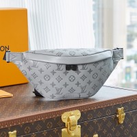 must buy series Louis Vuitton replica handbag M46108