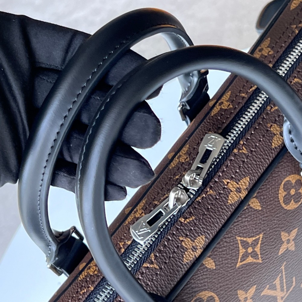 best replica Louis Vuitton handbag
