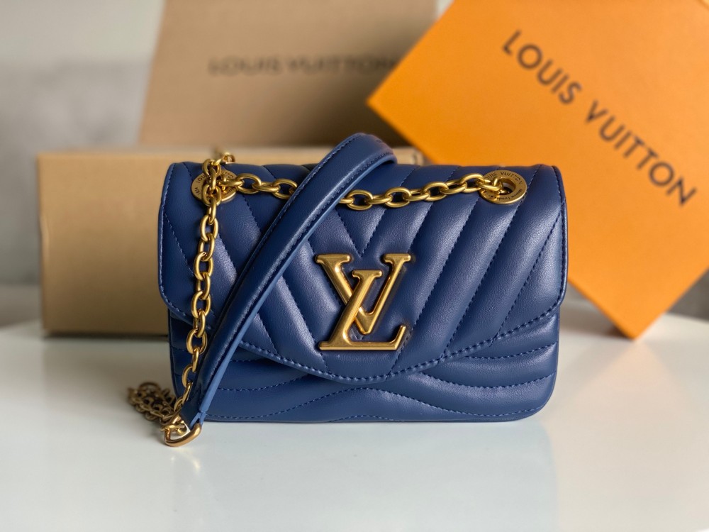 popular Louis Vuitton replica messenger bag M20687
